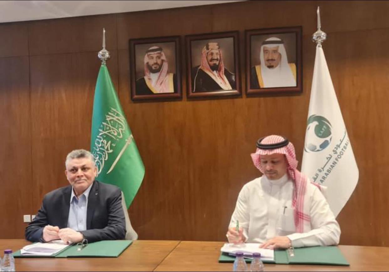 توقيع اتفاقية تعاون يمني سعودي في مجالات التدريب والتأهيل الاداري والفني واقامة المعسكرات